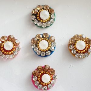 PRC113 Round Coloured Crystal Fancy Bindis   1