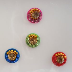 VRC008 Round Coloured Crystal Fancy Bindis   1