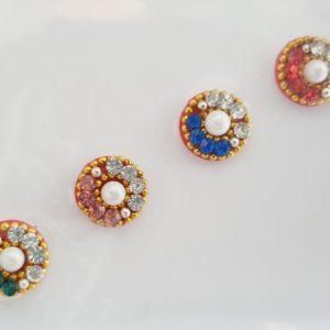 VRC024 Round Coloured Crystal Fancy Bindis   1