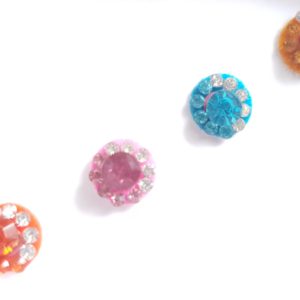 VRC038 Round Coloured Crystal Fancy Bindis   1
