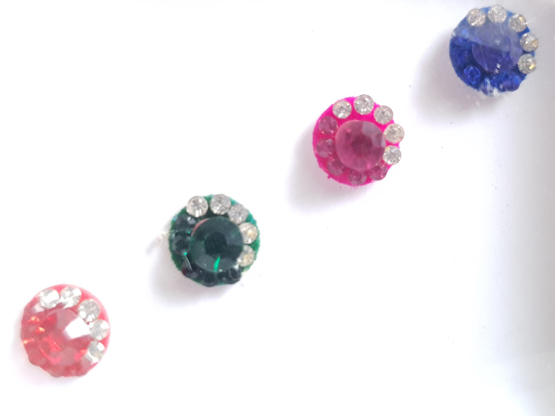 VRC047 Round Coloured Crystal Fancy Bindis