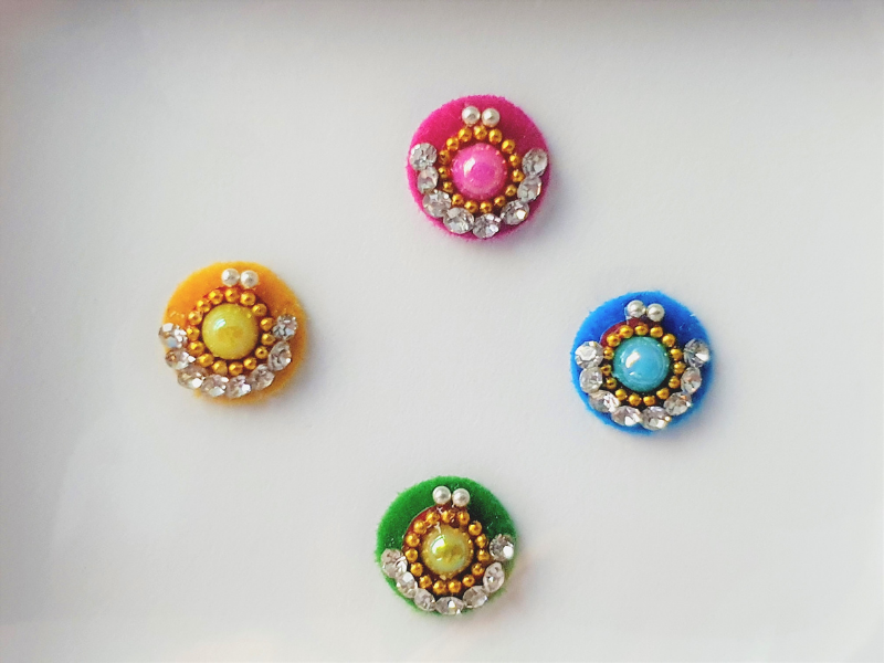 VRC073 Round Coloured Crystal Fancy Bindis
