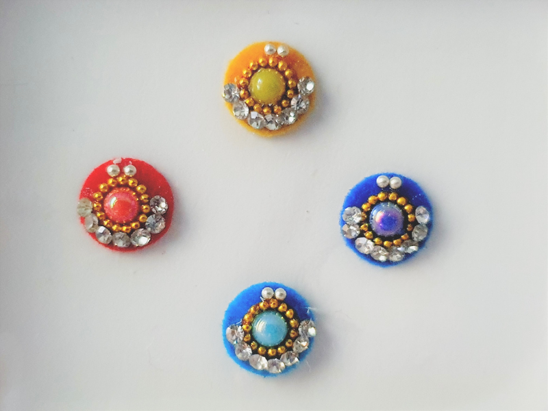 VRC080 Round Coloured Crystal Fancy Bindis