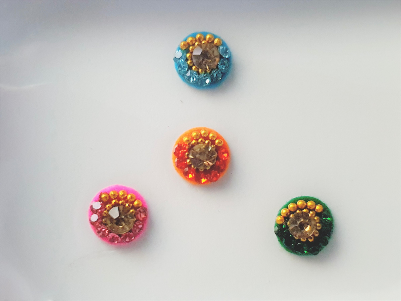 VRC089 Round Coloured Crystal Fancy Bindis