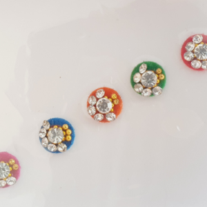VRC105 Round Coloured Crystal Fancy Bindis