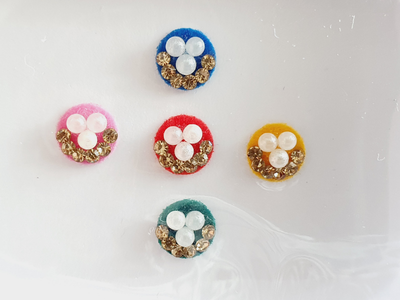 VRC139 Round Coloured Crystal Fancy Bindis