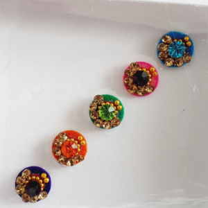 VRC148 Round Coloured Crystal Fancy Bindis