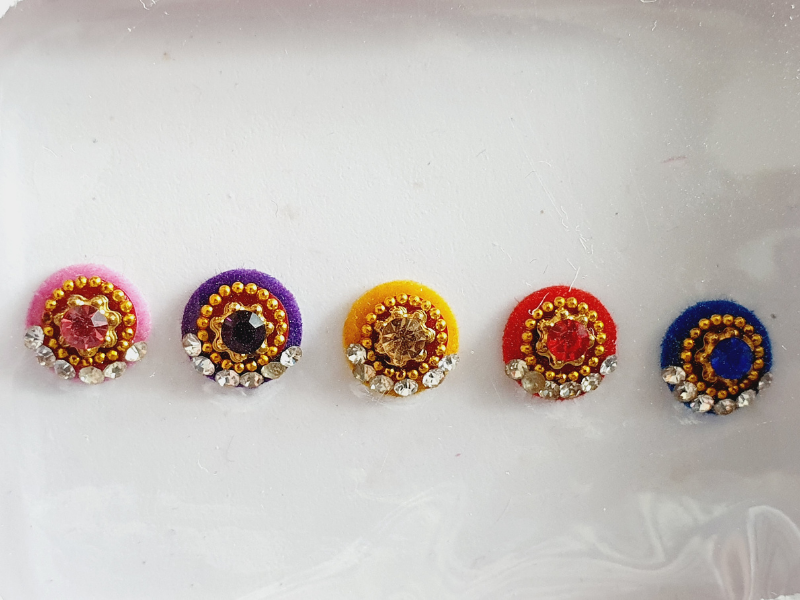 VRC153 Round Coloured Crystal Fancy Bindis