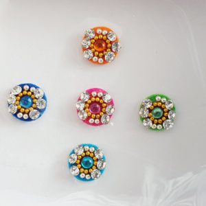 VRC159 Round Coloured Crystal Fancy Bindis   1
