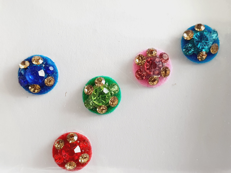 VRC164 Round Coloured Crystal Fancy Bindis